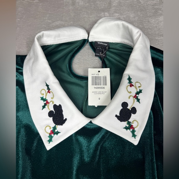 NWT Disney Mickey Mouse Holiday Green Velvet Long Sleeve White Collared Dress 0 - Picture 5 of 16